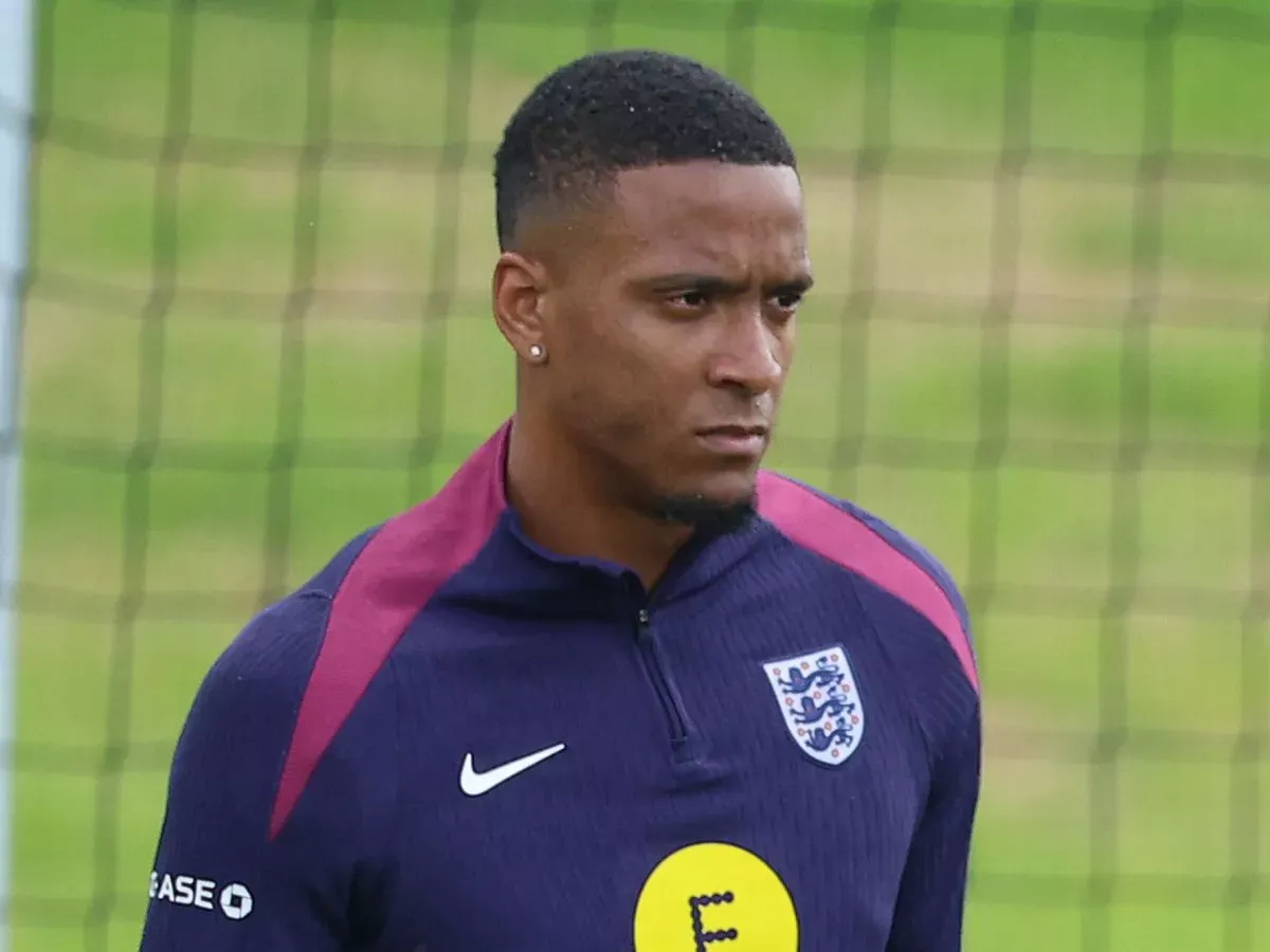 Families of England Players Targeted by Beer Cups 'from All Angles'