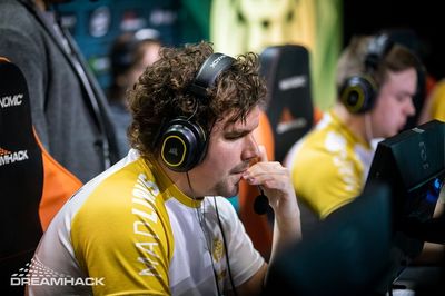 Who is HUNDEN and what led to his CS:GO ban?