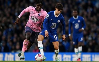 Fußball-Highlights zwischen Chelsea und Everton: Explosive zweite Halbzeit, Angriff triumphiert über Verteidigung (Premier League)