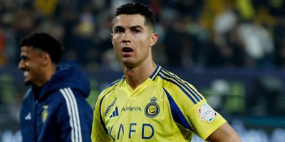 A reação de Cristiano Ronaldo à derrota de Al Nassr: reação negativa dos fãs e pressão dos astros