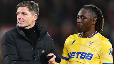 Crystal Palace-tränaren Glasner frustrerad över att Arsenals målvakt Eze och övergångar stoppas.