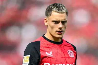Wiadomości transferowe Floriana Wirtza: Premier League i europejscy giganci walczą o gwiazdę Leverkusen