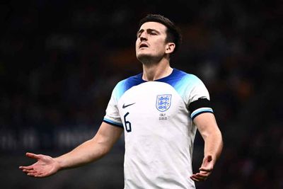 Harry Maguire ผ่านช่วงเวลาสำคัญของเขาไปแล้วหรือยัง? Gareth Southgate พยายามปกป้องเขาหลังจากทำประตูตัวเองผิดพลาด