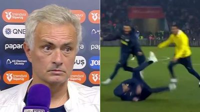 José Mourinho célèbre le but victorieux de l'ex-star de Manchester United à la 102e minute avant de s'en prendre à l'arbitre « enfant »