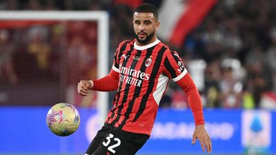 Przyszłość Kyle’a Walkera w AC Milan: Perspektywy transferowe po powrocie Allegriego