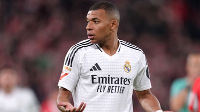 Kylian Mbappe Apologizes as Real Madrid Star Struggles After Liverpool Defeat