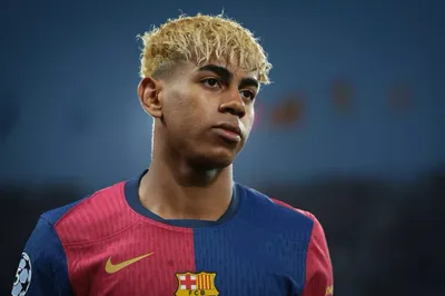 Lamine Yamal gegen Messi und Ronaldo: Wie das 17-jährige Wunderkind den Begriff Fußball neu definiert