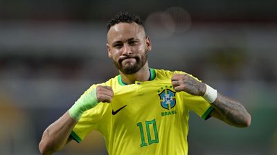 Liverpool Face Mohamed Salah Transfer Dilemma as Neymar Nears Shock Move