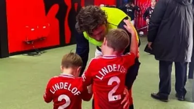 Man Utd Star Left Match After 3-Year-Old Son Was Seriously Injured in Glass Staircase Fall