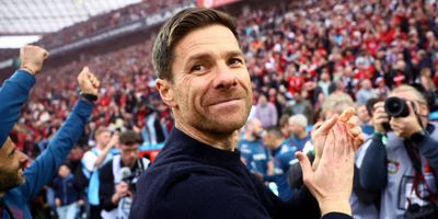 Real Madryt zbliża się do 50 milionów funtów w transferze Deana Huijsena: analiza wyścigu transferowego i jego wpływu