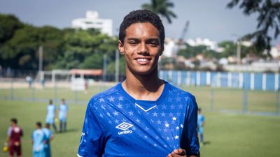 Il figlio di Ronaldinho sarà un 'progetto' per il Burnley