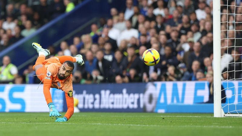 Brighton goalkeeper Robert Sanchez completes £25million Chelsea move