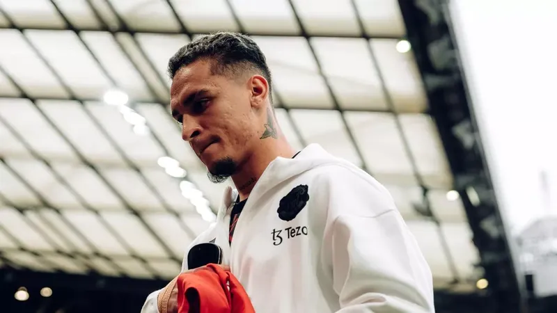 Sikap Antony soal Hengkang dari Manchester United Setelah Mendapat Tawaran Mengejutkan dari Mantan Manajer