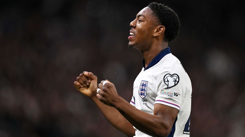 Lewis-Skelly gör mål när England sparkar igång Tuchel-eran med vinst över Albanien