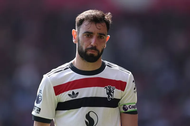Manchester United afviser saudiske bud: Bruno Fernandes er nøglen til klubbens fremtid