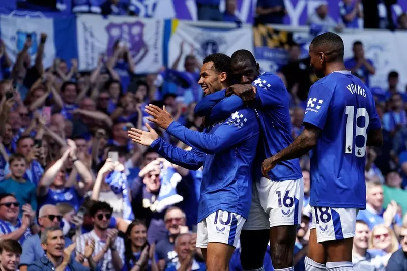 Iliman Ndiaye Shines as Everton Bids Emotional Farewell to Goodison Park