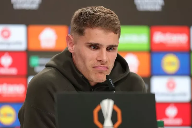 Micky van de Ven: From Doubt to Premier League Record Breaker and Europa League Hope